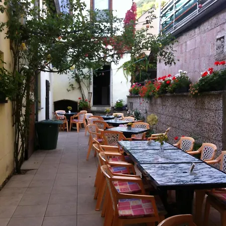 Pensionat Zur Burg Eltz Moselkern