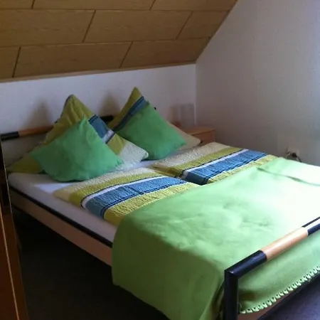 Zur Burg Eltz