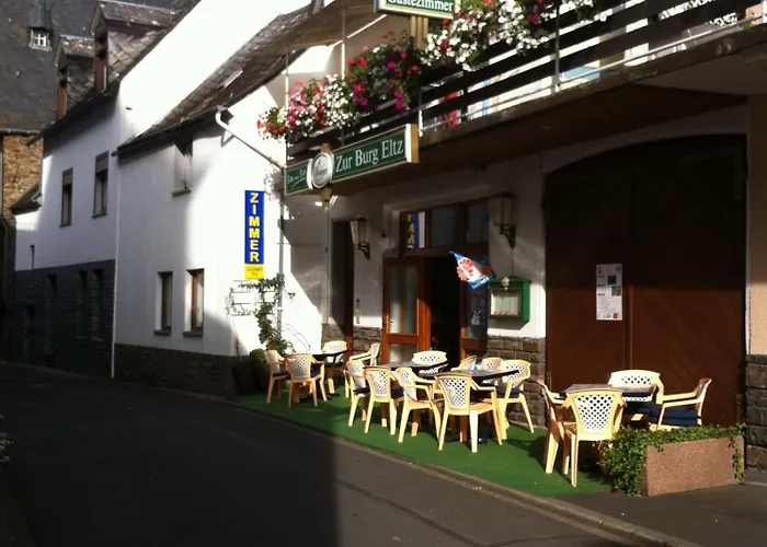 Zur Burg Eltz Casa de hóspedes