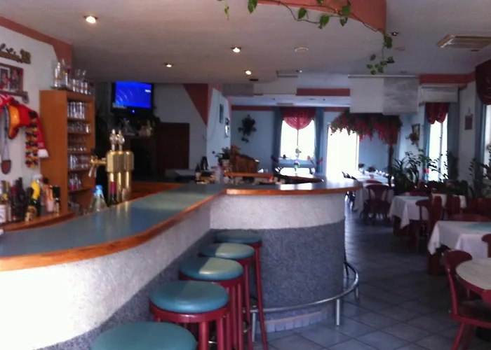 Zur Burg Eltz Casa de hóspedes