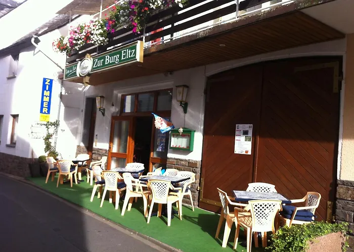 Zur Burg Eltz Casa de hóspedes Moselkern